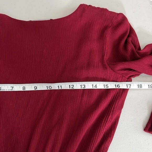 Forever 21 Burgundy Lace Romper 3/4 Sleeves Size Small - Picture 8 of 11